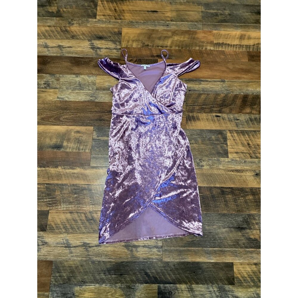 Charlotte Russe faux wrap dress lavender‎